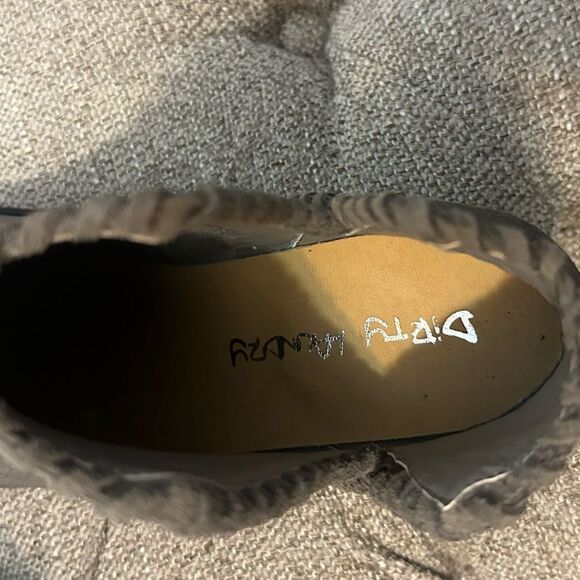 Dirty Laundry Faux Suede Booties‎ - Picture 11 of 13